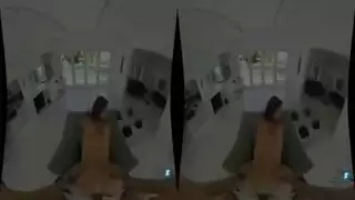 واقع افتراضي صريح: قضيب كبير يمدد فرس ميلف المبلل