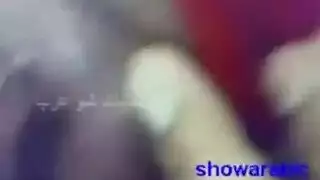 خلف الحجاب: رقصة عاهرة السرية وجسمها العاري المثير ينكشف