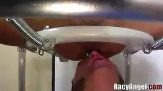 فتاة بمؤخرة كبيرة تنيك بقوة لرجل ثري عجوز