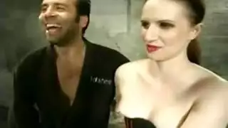 أمهات فاقدات للوعي في الولايات المتحدة يتم اختراقهن مزدوج