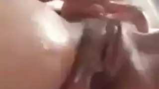 قرنية، امرأة مفلسة مع التوصيل المصنوع من الألغازية هي ممارسة الجنس مع سائقها كجزء من الصفقة
