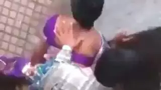 وجه بريء، عادات قذرة جلسات يومية لمداعبة المهبل