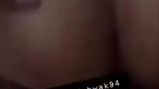 بورنو عربي: فتاة عاهرة تصبح فوضوية مع القذف والبصق على الوجه