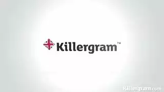 الشقراء ذات恋 الكعب العالي تأخذ قضيبًا ضخمًا في جميع فتحاتها