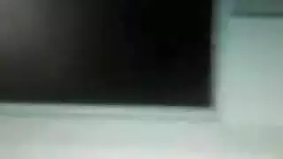 فض بكارة مراهقة في الهنتاي: فتحات متسعة بعد جنس قاسي