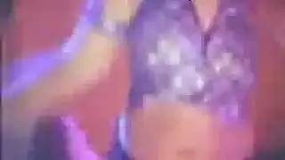 حامل 19 عاما تنس