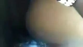 ممثلة إباحية تئن وتصرخ خلال جماع شرجي في المكتب