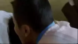 كمحارم اليمن نائمه بدون كلسون مطلقه وأخوها ينيكها ثلاث مرات وهي مشويه نفسها نائمه