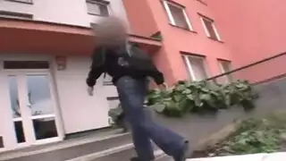 نوم عميق تقاطعه جلسة سحاق مكثفة